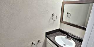 Avalon Cove Townhomes Gallery 28