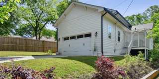 1237 Milton Terrace SE Gallery 35
