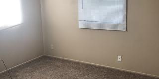 1436 S Kenneth Pl Gallery 15