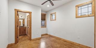 1694 GRUENE VINEYARD CROSSING Gallery 16