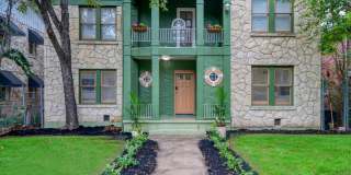 Spacious 2 Bedroom Apartment in Monte Vista Near Downtown San Antonio Gallery 1