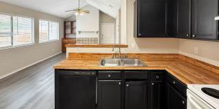 3 Bedrooms 2 Baths Gallery 23