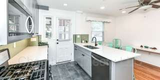 2230 Observatory PL NW Gallery 8