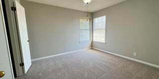 Bright home with big windows & open floorplan available in Circle C Ranch! Gallery 35
