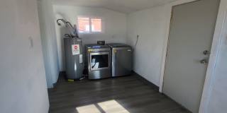 Newly renovated 2 bedroom House Gallery 3