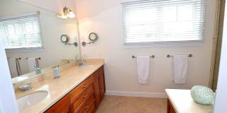 Charming Vacation Home, Furnished 4Bd/3.5Ba Home Gallery 14