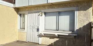 Charming 2 bedroom townhome in Phoenix! Gallery 1