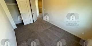 Perfect commuter location! Gallery 17