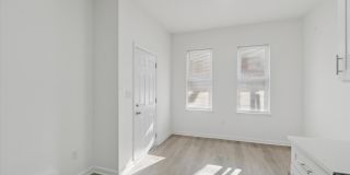 3827 CAMBRIDGE Street Gallery 2