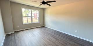 4 Bedroom 4 Bathroom Available in the Spring! Gallery 10