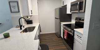 8809 MANOR LOOP Gallery 4