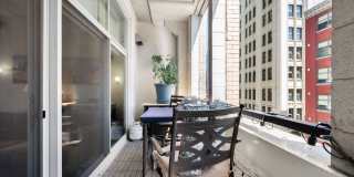 565 W Quincy Street Gallery 16
