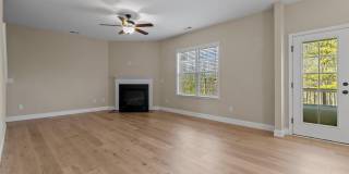 204 Sandy Springs Road Gallery 9