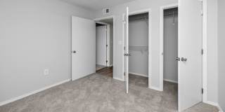 The Avenue Gallery 16