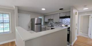 Updated Open-Concept with Sunroom & Finished Basement Space Gallery 8