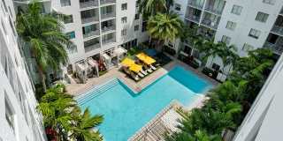 Pearl Dadeland Gallery 32