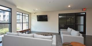 **THIS IS THE ONE IN EAST NASHVILLE** Gallery 43