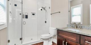 Newer Build Single Family in Washington Heights! Gallery 14