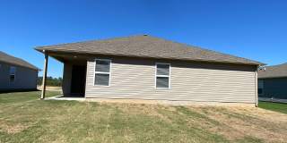 *$99 First Month's Rent!*  | 3 Bed + 2 Bath Home in Fox Tail! Gallery 18