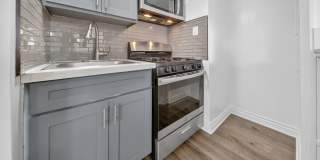 1600 W. 5th St. Gallery 24