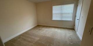 Townhouse / Burlington Gallery 18