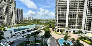 20201 E Country Club Dr Gallery 55
