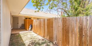 949 Kenwood Drive Gallery 35