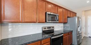 17851 W Daley Ln Gallery 13