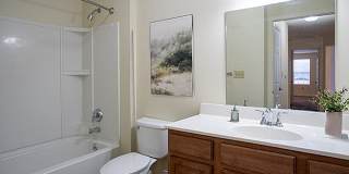 Diamond Pointe Apartments Gallery 6