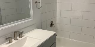 Newly remodeled 1bedroom Gallery 6