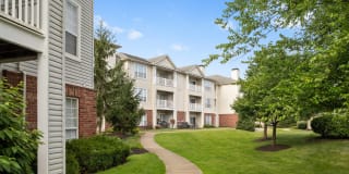 Avalon Oaks Apartments Gallery 25