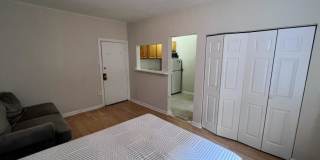 837 Sheridan Gallery 3
