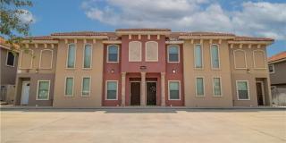 3005 S L Street Gallery 1