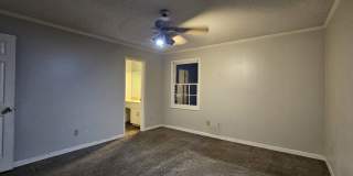 211 Plantation Road Gallery 97