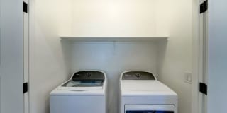 5550 North 16th Street Gallery 20