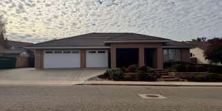 512 Larkfield Pl Gallery 1