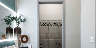 Upton Oxmoor Apartments Gallery 14