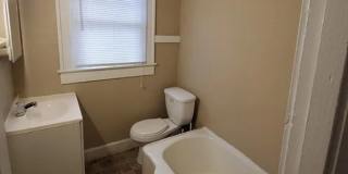 Remodeled 2-bed, 1 Bath in Irvington Gallery 10