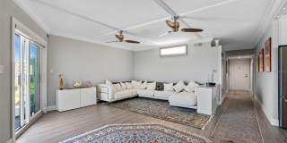 1050 LONGBOAT CLUB Road Gallery 8