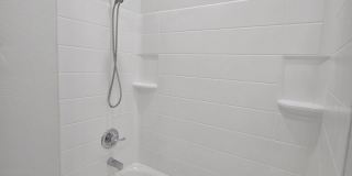 3-4 bedroom in Enchanted Hills! Gallery 8
