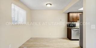 220 W Foxbridge Dr Gallery 4
