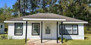 106 Neville St Gallery 1