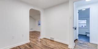 AVAILABLE JUNE 2026! - 2 Bedroom Suburban Vibes in the HEART of the City!! Gallery 21