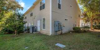 Beautiful 3BR/3BA Condo for Rent - 2400 Fred Smith Rd Unit #201 - $1900/mo Gallery 21