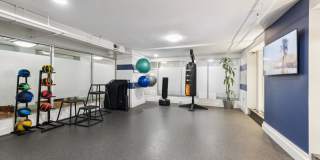 909 Apartments Gallery 24