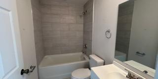 Coming Soon  Newer  3/2 Duplex -1 car garage Gallery 17