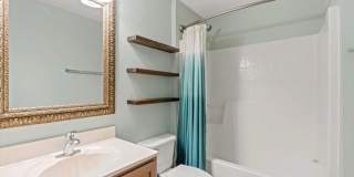 Charming 3BR Townhome in Jacksonville Gallery 11