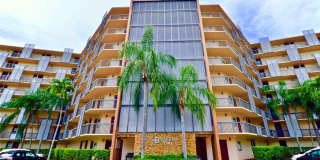 3301 N Country Club Dr Gallery 1