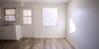 Cute & Cozy Interior Rowhome Gallery 10
