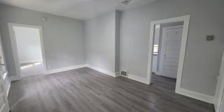 Kent 1 Bedroom 1 Bath (Upstairs Apartment) Gallery 5
